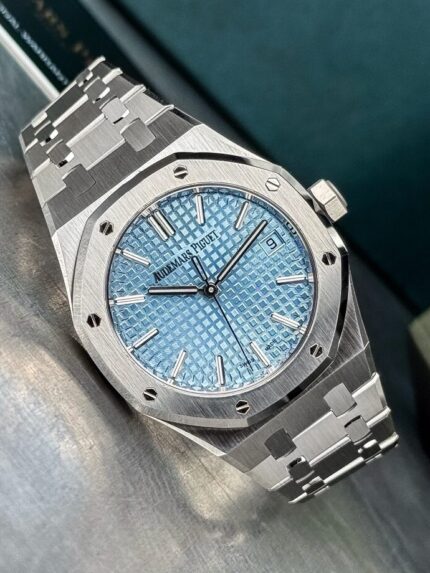 Royal Oak İce Blue 37mm