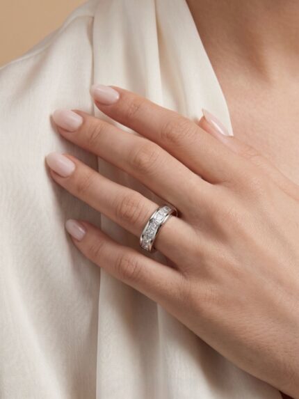 Кольцо из платины с бриллиантами 3.73 ct